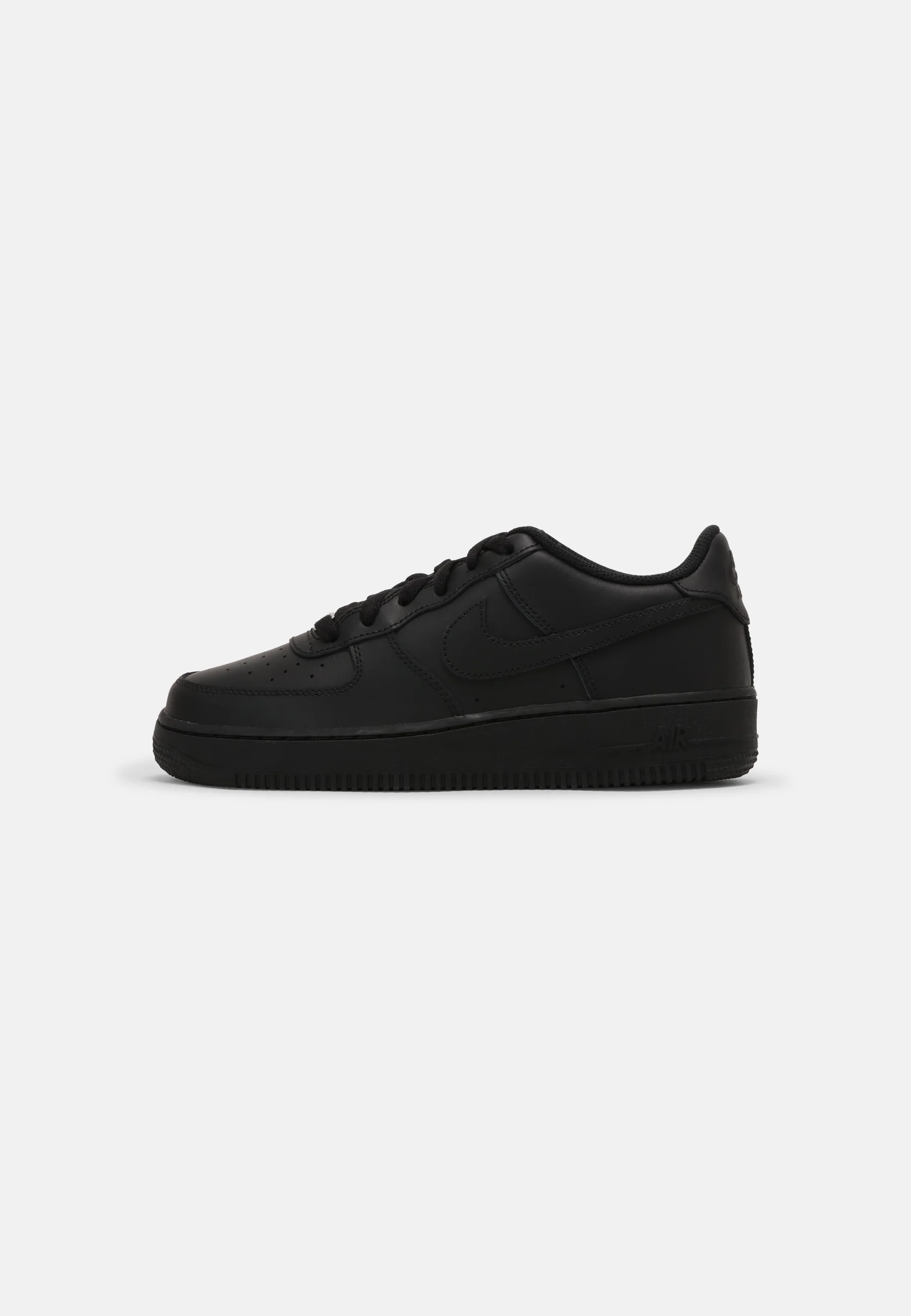 NIKE AIR FORCE 1 '07 FLYEASE CASUAL SHOES