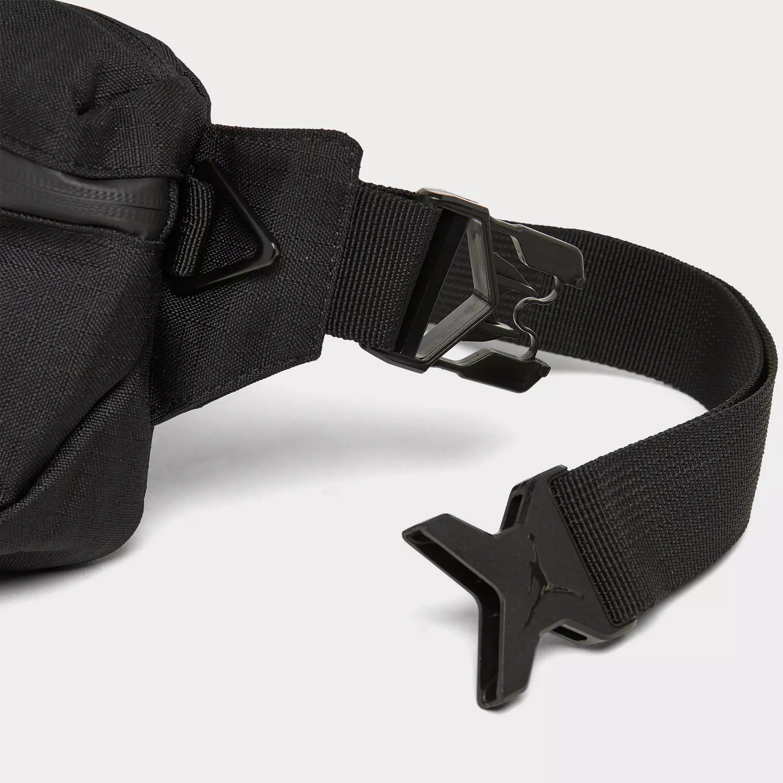 Jordan Franchise Crossbody Bag (2L)