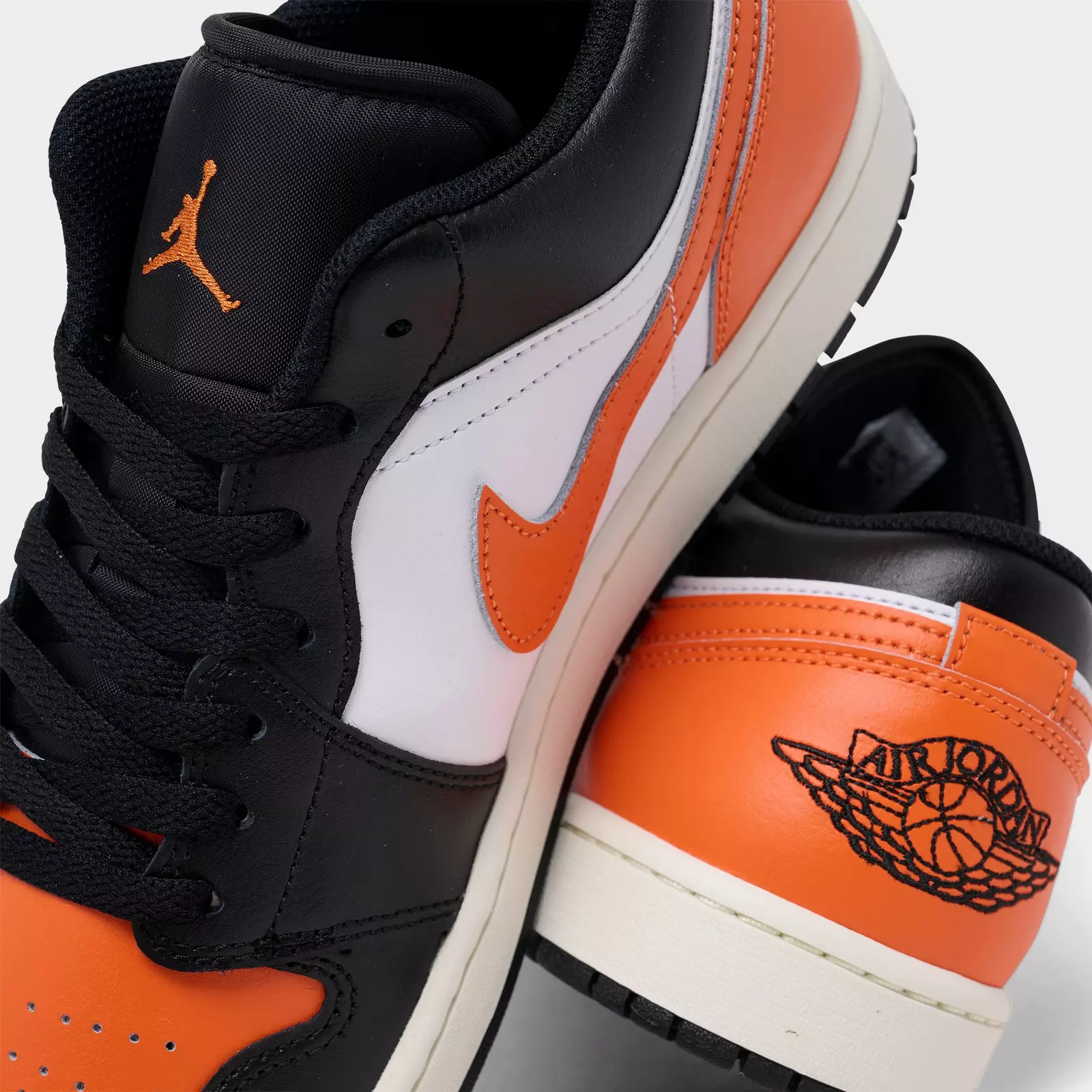 Men's Air Jordan Retro 1 Low Casual Shoes