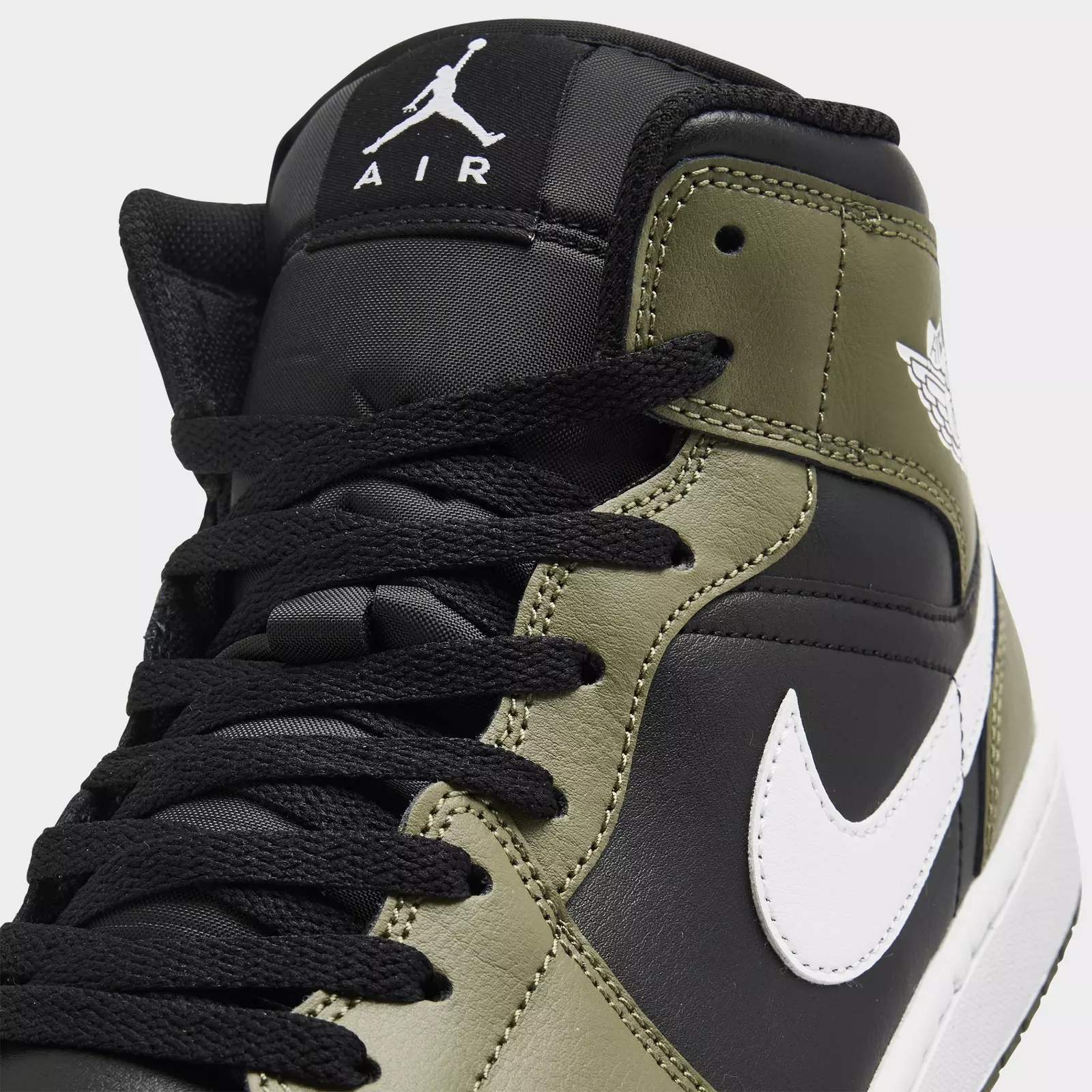 Men's Air Jordan Retro 1 Mid Casual Shoes