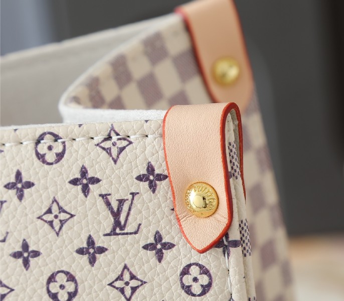 Romance OnTheGo MM In Sand And Azure Blue