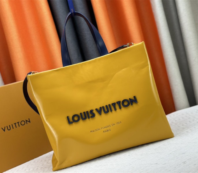 Louis Vuitton Other Leathers Shopper MM Tote In Safran