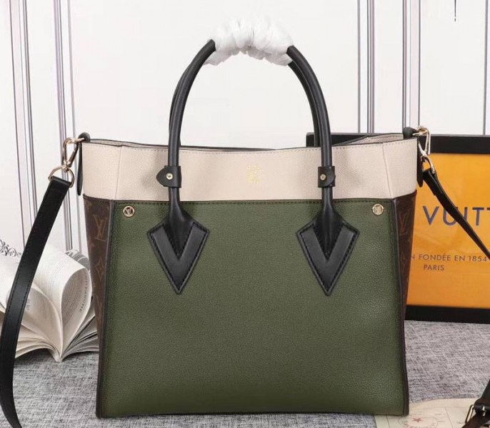 Louis Vuitton On My Side Bag In Laurier Green