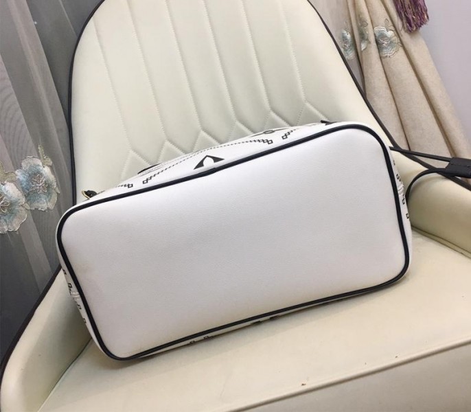 Louis Vuitton Spring 2022 Monogram Empreinte Neverfull MM Tote In Cream