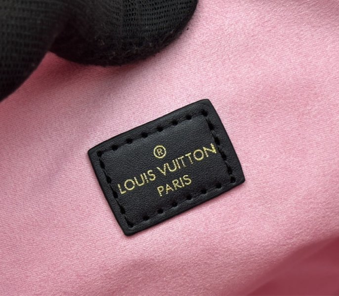 Louis Vuitton Monogram Empreinte Coussin MM Hobo In Black