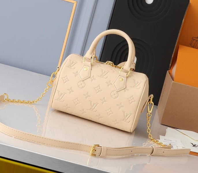 Louis Vuitton Other Leathers Speedy Bandouliere 20 Handbag In Urban Yellow