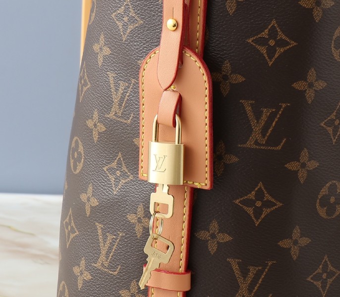 Monogram Canvas All In GM