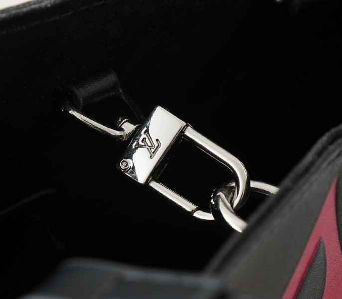 Monogram Empreinte OnTheGo GM Tote In Black And Magenta Pink