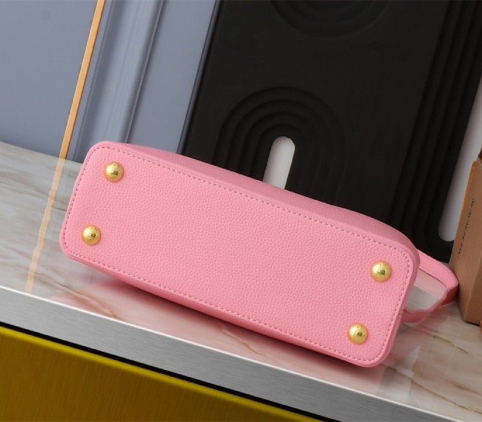 Louis Vuitton Capucines BB Handbag In Pink