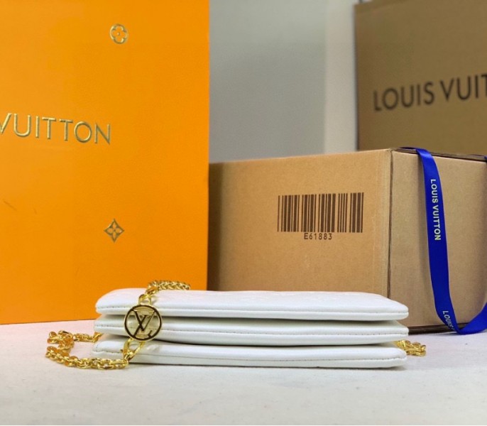 Louis Vuitton Coussin Pochette In Cream