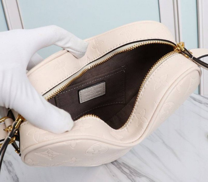 Louis Vuitton Monogram Empreinte Game On Coeur Bag In Cream