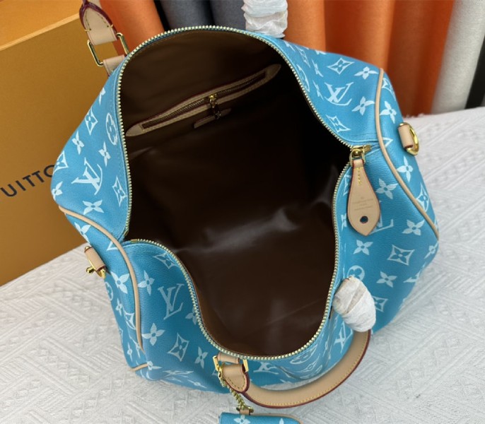 Louis Vuitton Speedy P9 Bandouliere 40 Bag In Turquoise