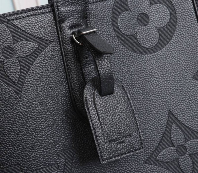 Louis Vuitton Cabas Voyage Tote