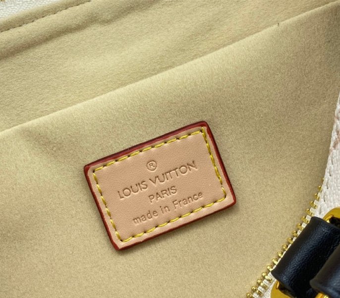 Louis Vuitton Monogram Dune Canvas Speedy 20 Handbag With Strap