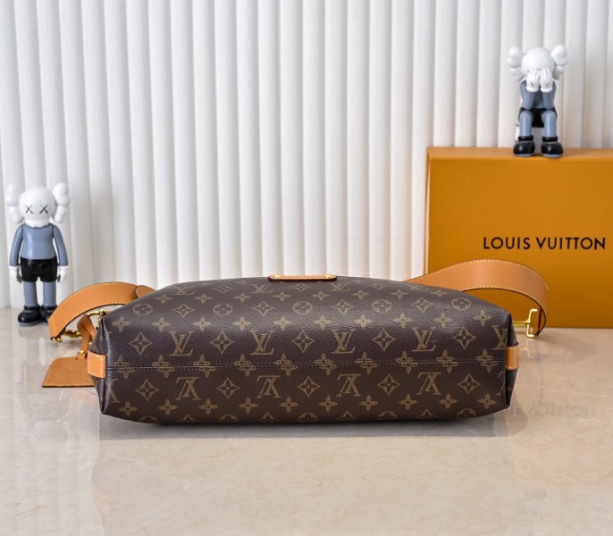 Monogram Canvas Vagabond Hobo