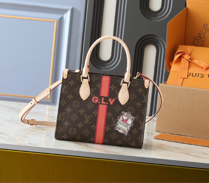 Mon Monogram OnTheGo PM