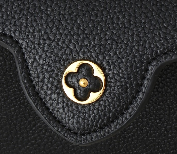 Louis Vuitton Capucines Mini Capucines Handbag In Black