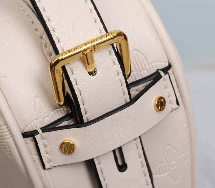 Louis Vuitton Monogram Empreinte Game On Coeur Bag In Cream