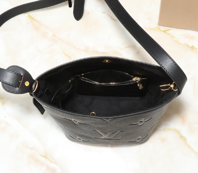 Monogram Empreinte All In BB In Black