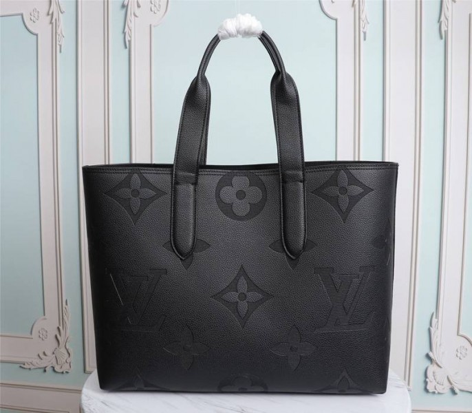Louis Vuitton Cabas Voyage Tote