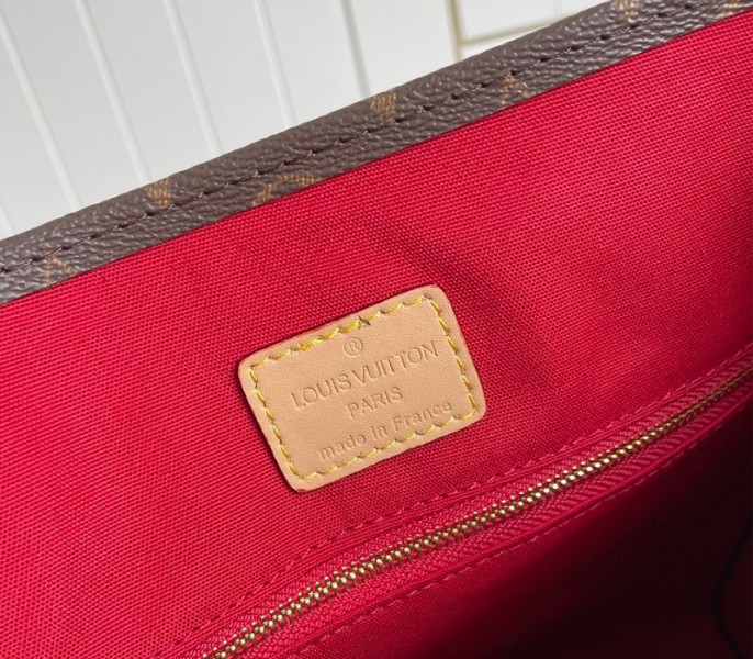 Louis Vuitton Monogram Canvas Sac Plat MM Carryall Handbag