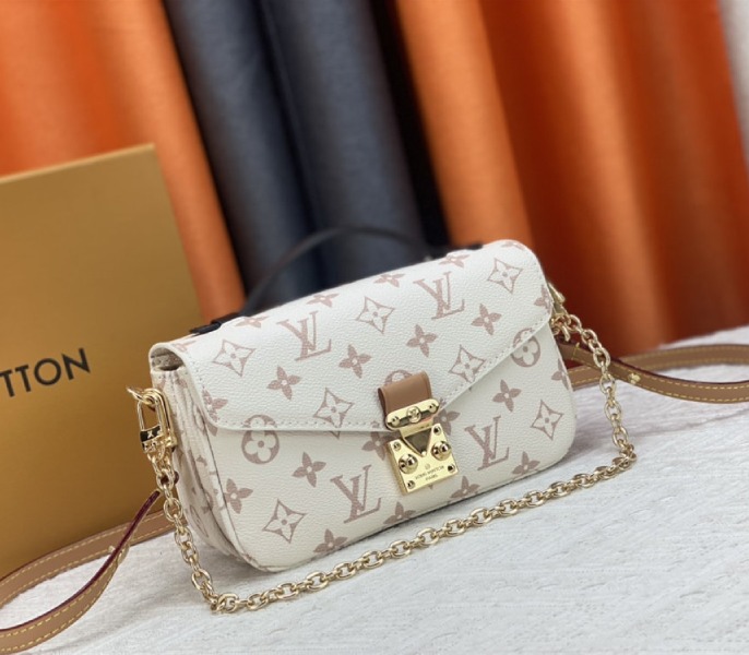 Louis Vuitton Monogram Dune Canvas Metis East West Pochette