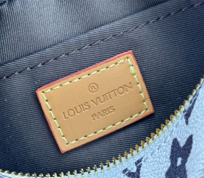 Louis Vuitton Monogram Craggy Mini Soft Trunk In Vanilla