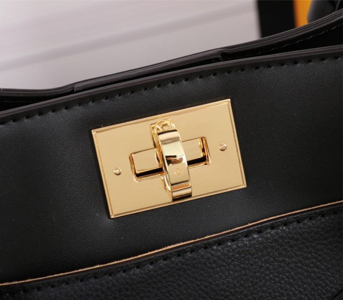 Louis Vuitton On My Side MM Tote In Black