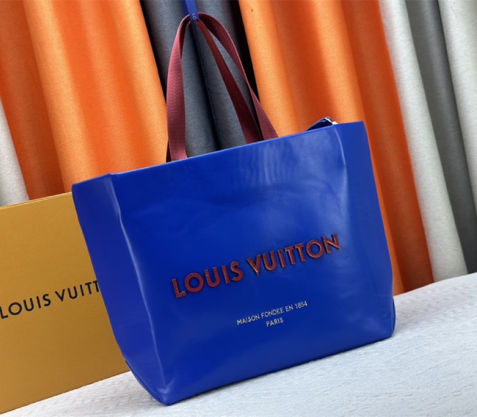 Louis Vuitton Other Leathers Shopper Cabas MM Tote In Blue