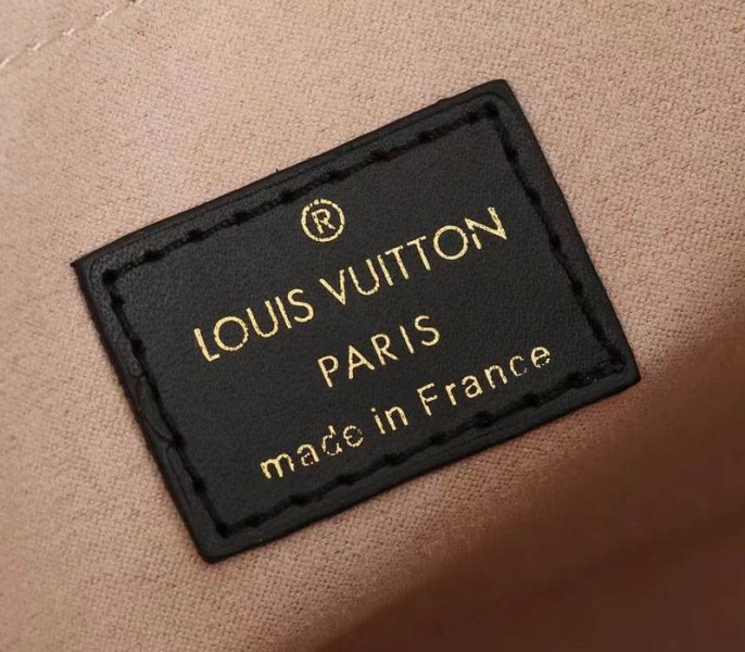 Louis Vuitton On My Side Bag In Laurier Green