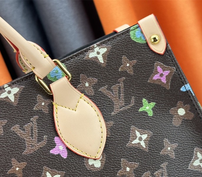 Louis Vuitton Monogram Craggy Onthego MM Tote In Chocolate