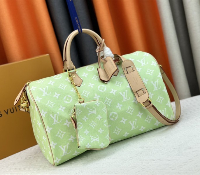 Louis Vuitton Speedy P9 Bandouliere 40 Bag In Light Green