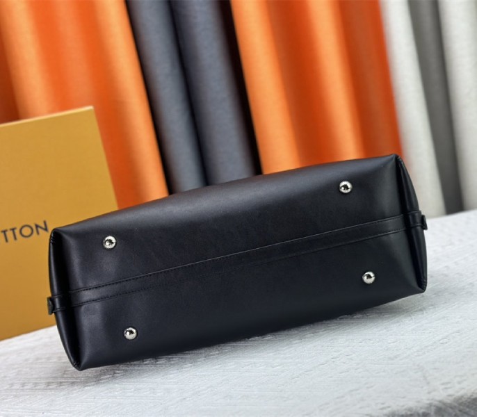 Louis Vuitton X TM CarryAll Vibe MM In Black