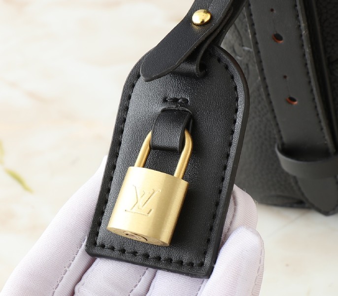 Monogram Empreinte All In BB In Black