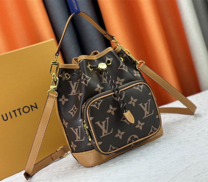 Replica LV Autres Cuirs Monogram Noe Cargo