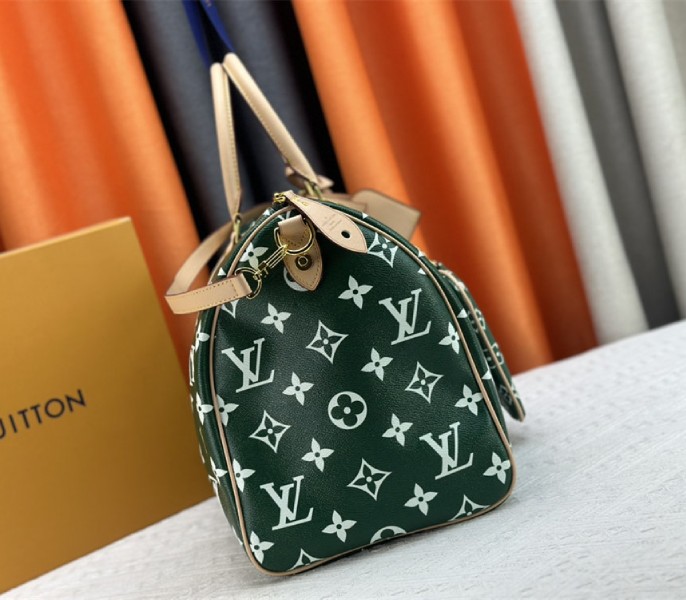 Louis Vuitton Speedy P9 Bandouliere 50 Bag In Green