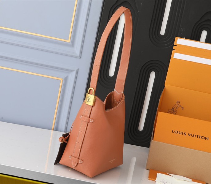 Louis Vuitton Low Key PM Hobo In Cognac Brown