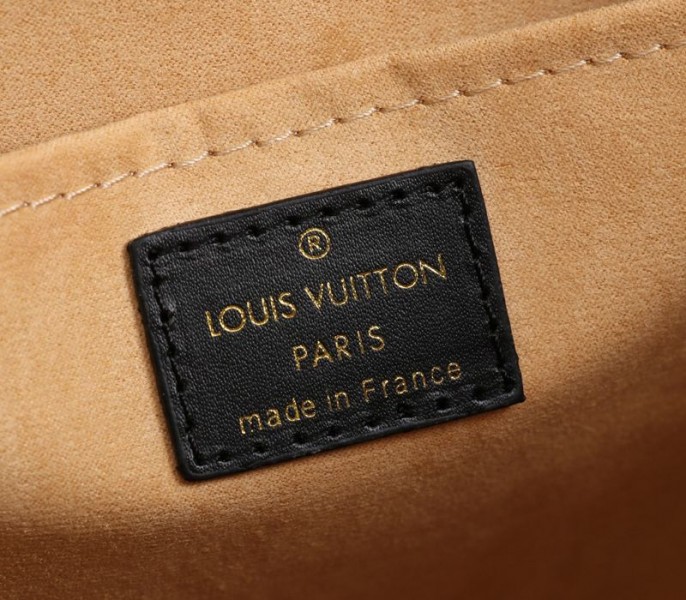 Louis Vuitton On My Side MM Tote In Black