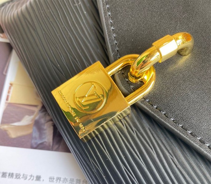 Louis Vuitton Epi Leather Padlock On Strap Bag In Black
