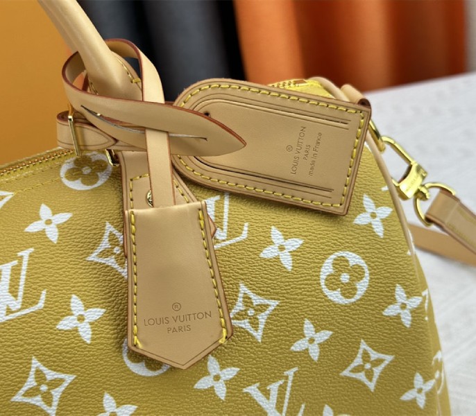 Louis Vuitton Speedy P9 Bandouliere 30 Bag In Yellow