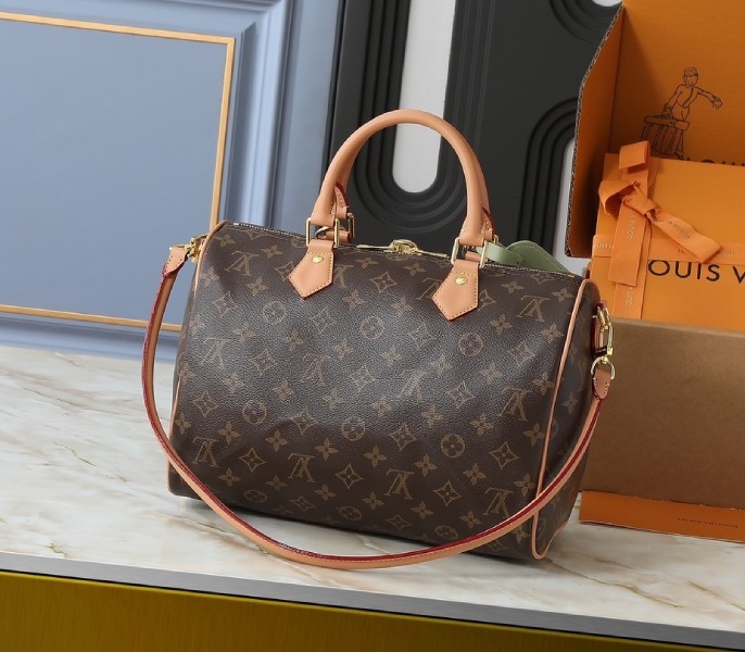 Monogram Canvas Speedy Soft 30 Lucky