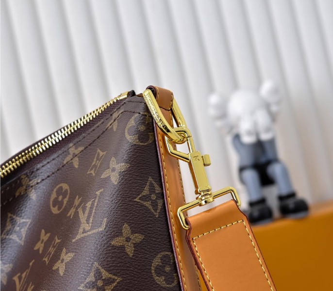 Monogram Canvas Vagabond Hobo