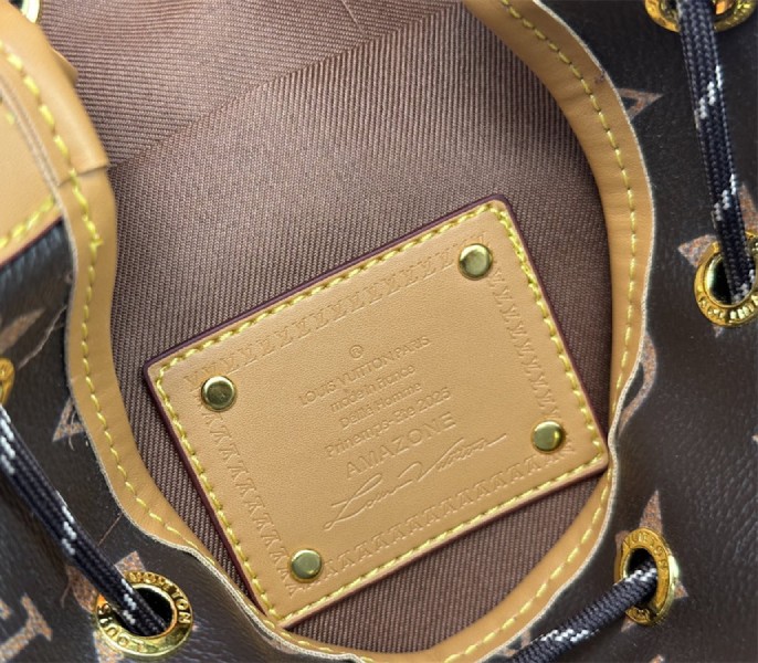 Replica LV Autres Cuirs Monogram Noe Cargo