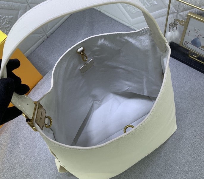 Louis Vuitton Low Key MM Hobo In Quartz White