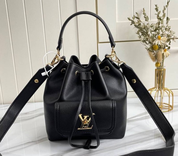 Louis Vuitton Lockme Bucket Bag In Black