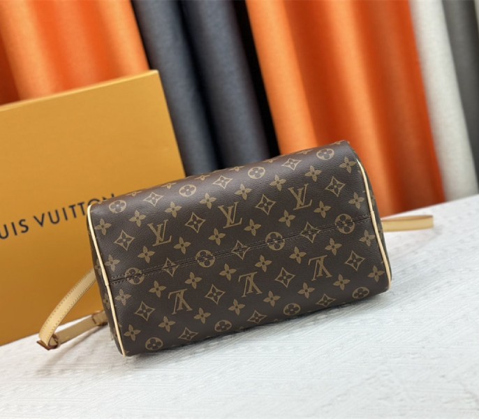 Louis Vuitton Monogram Canvas Speedy P9 Bandouliere 30 Bag