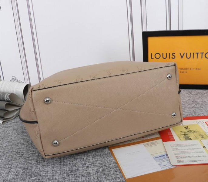 Mahina Carmel Hobo In Galet Gray