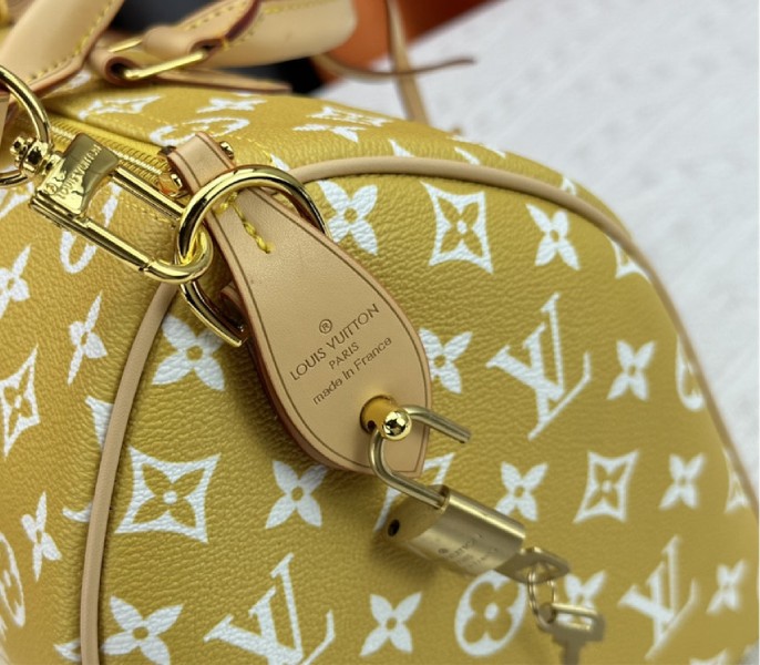 Louis Vuitton Speedy P9 Bandouliere 30 Bag In Yellow