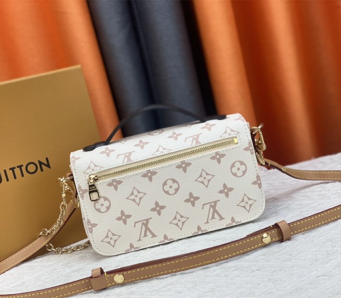 Louis Vuitton Monogram Dune Canvas Metis East West Pochette