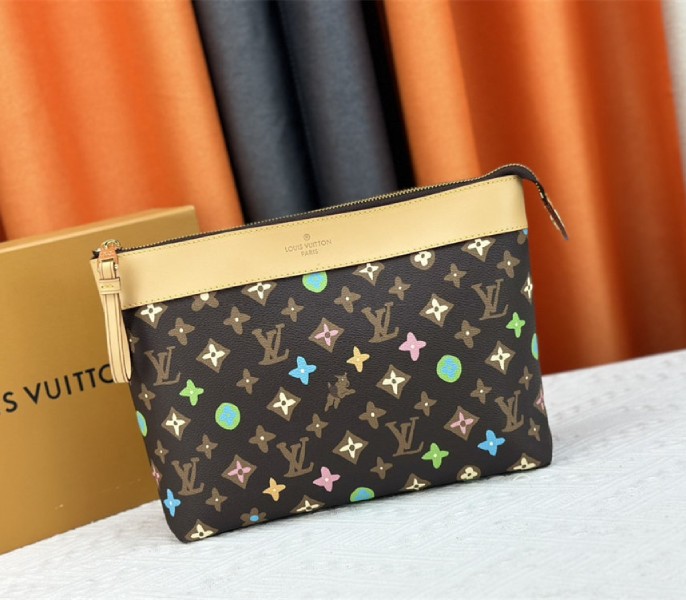 Louis Vuitton Monogram Craggy Voyage Souple Pochette In Chocolate